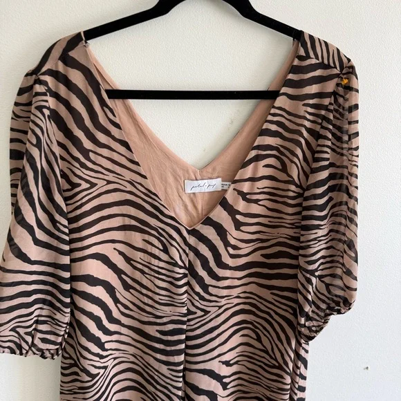 Petal & Pup Maxi Zebra Print Dress Flowy Sundress Spring Summer Casual Feminine - Picture 3 of 8